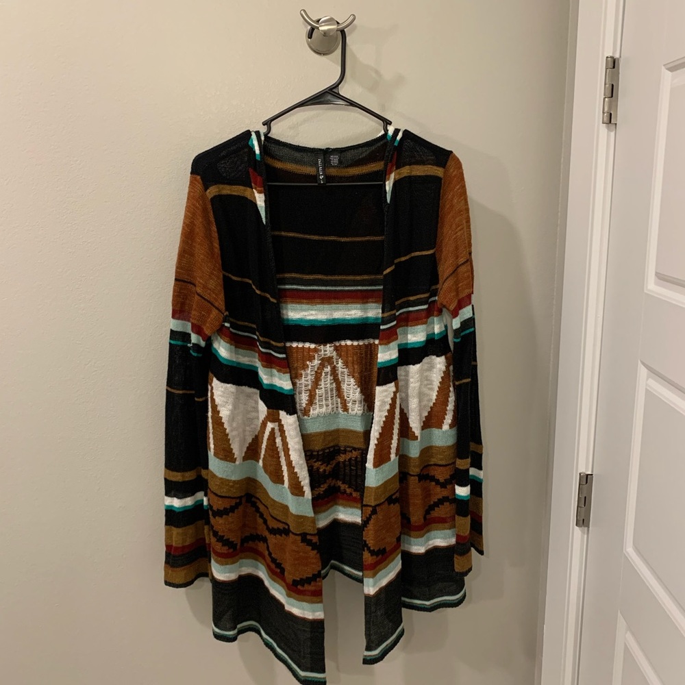 Tilly’s Full Tilt hooded Sweater